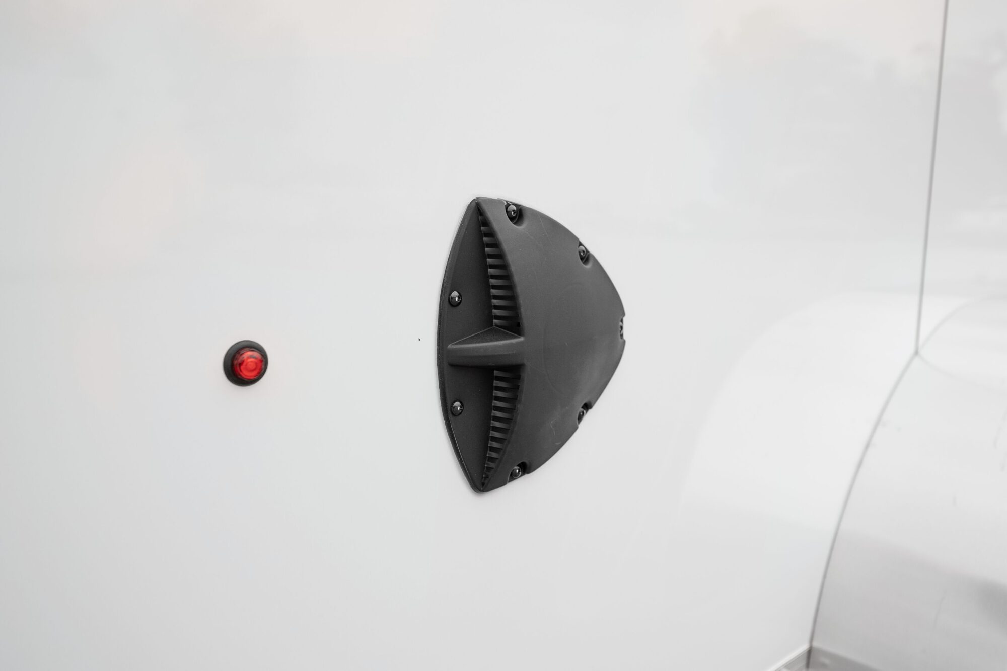 Cargo Express XL SE Cargo Trailer Side Vent